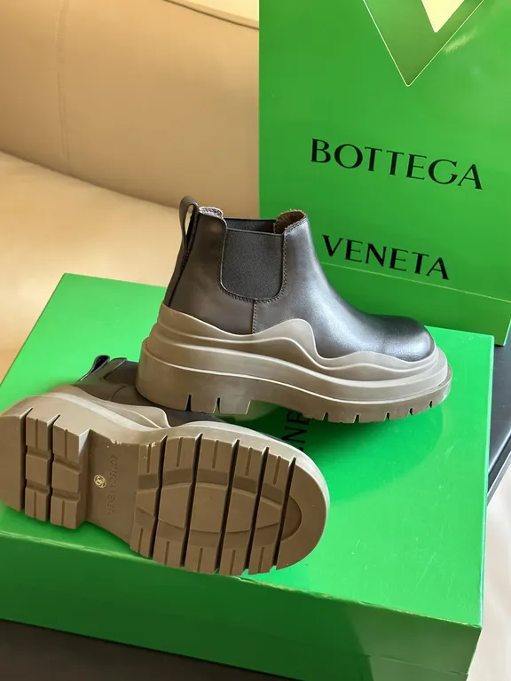 Bottega Veneta Shoe 